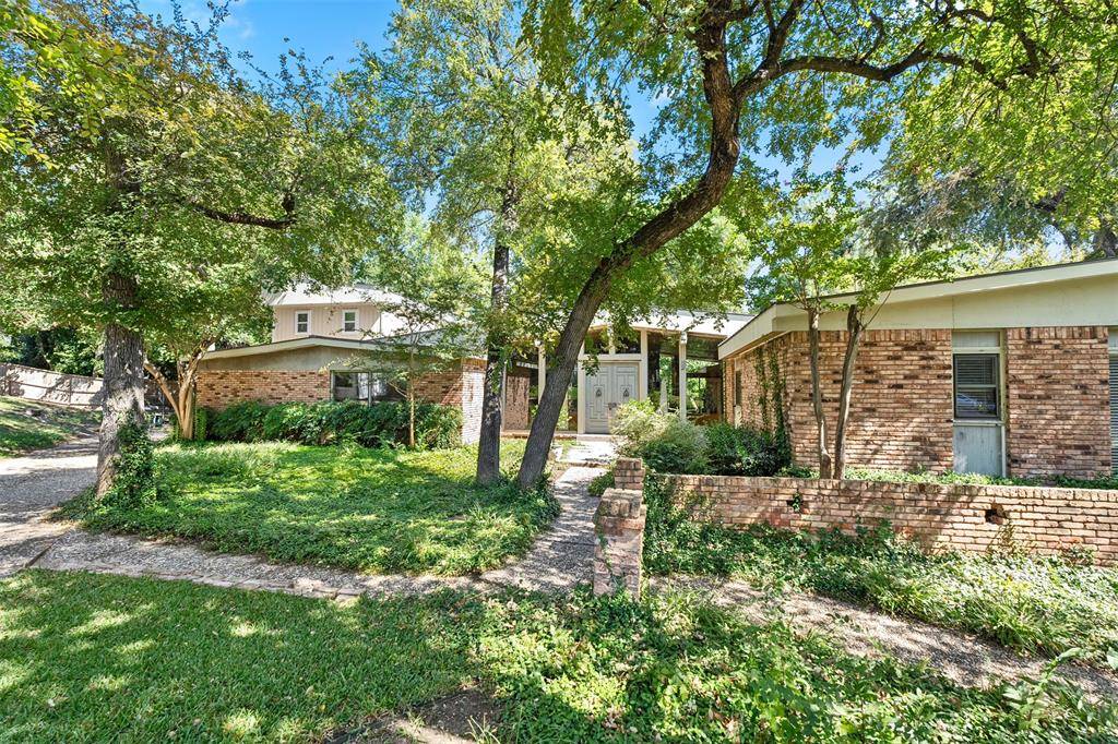 Dallas, TX 75230,10706 Royal Park Drive