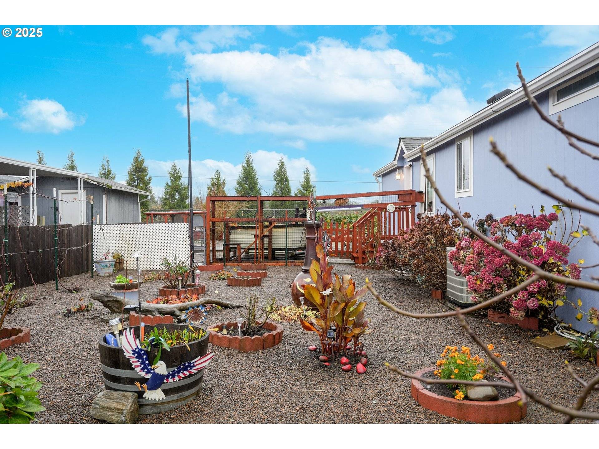 Salem, OR 97317,2723 OAKLAND LOOP