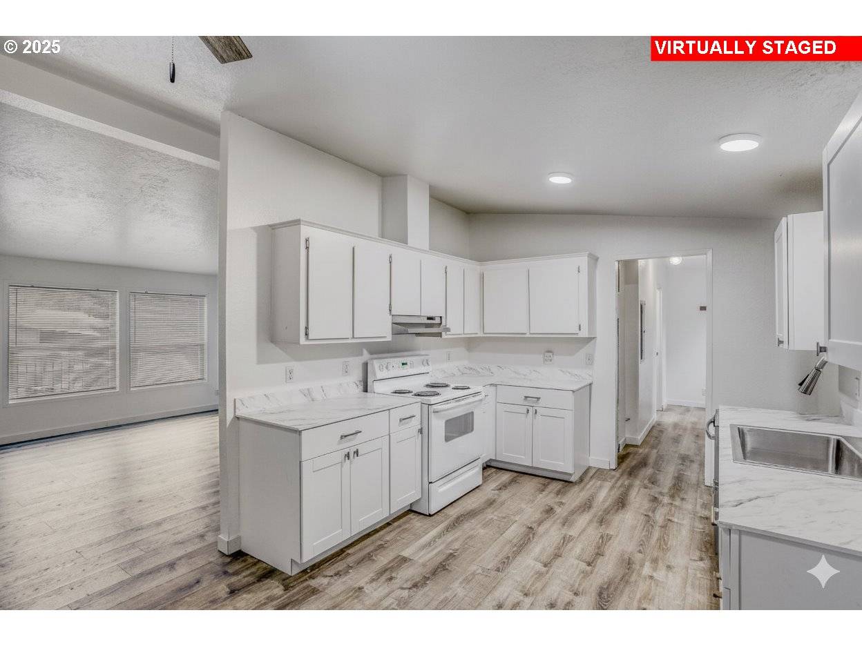 North Plains, OR 97133,10302 NW 317TH AVE