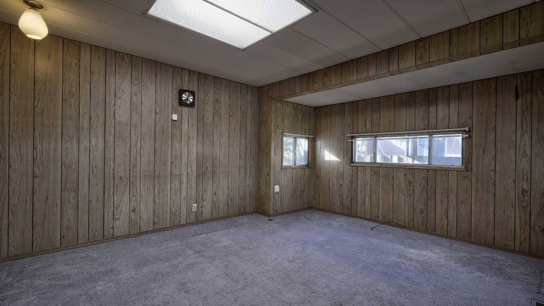 Calgary, AB T3B 5M9,3223 83 ST NW #90