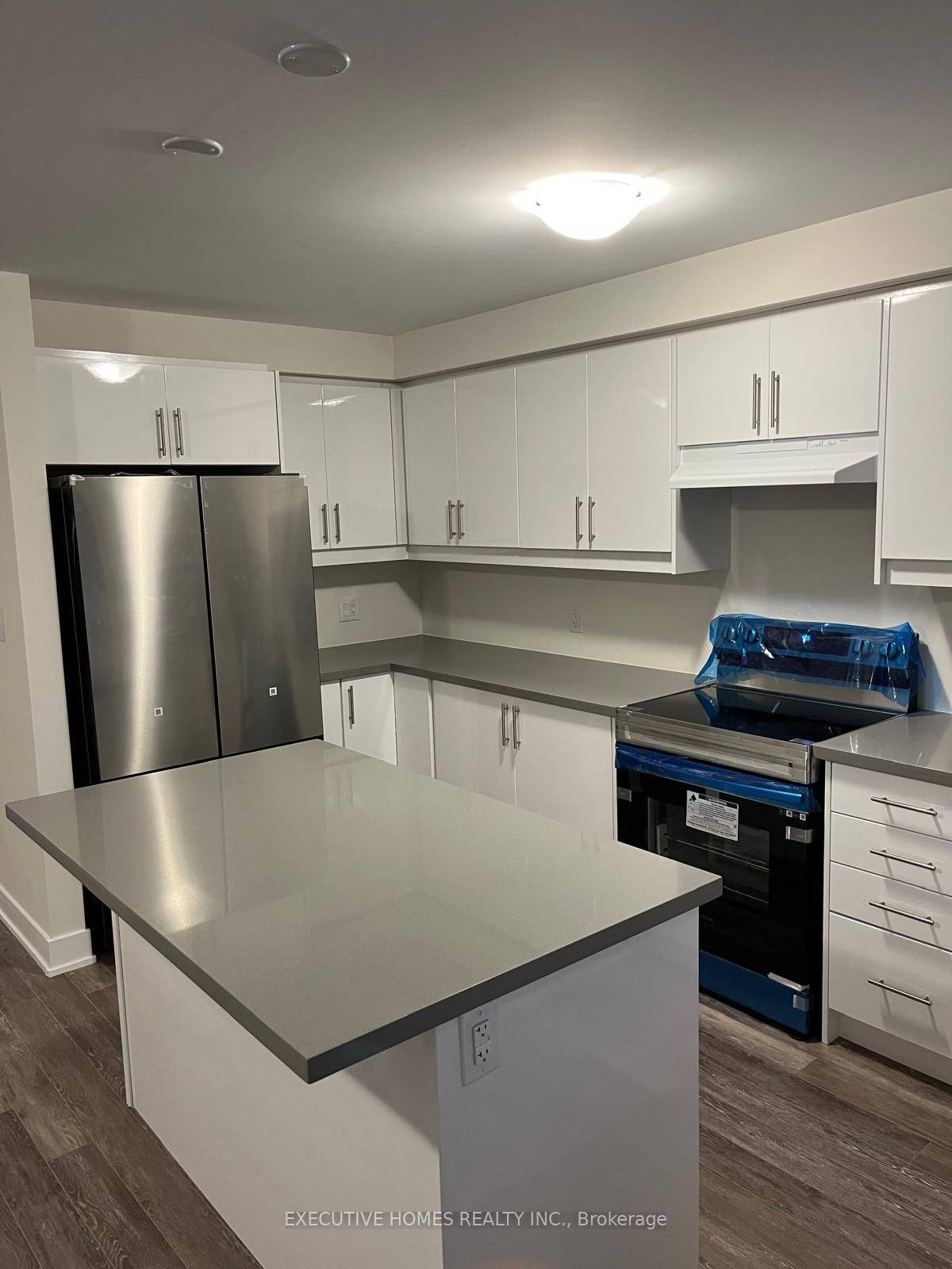 Oshawa, ON L1K 1A9,1377 Shankel RD #50