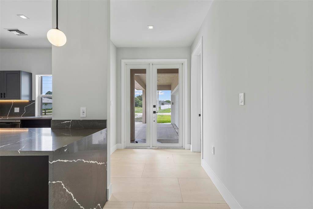 Port St Lucie, FL 34953,4049 SW Port St Lucie Blvd