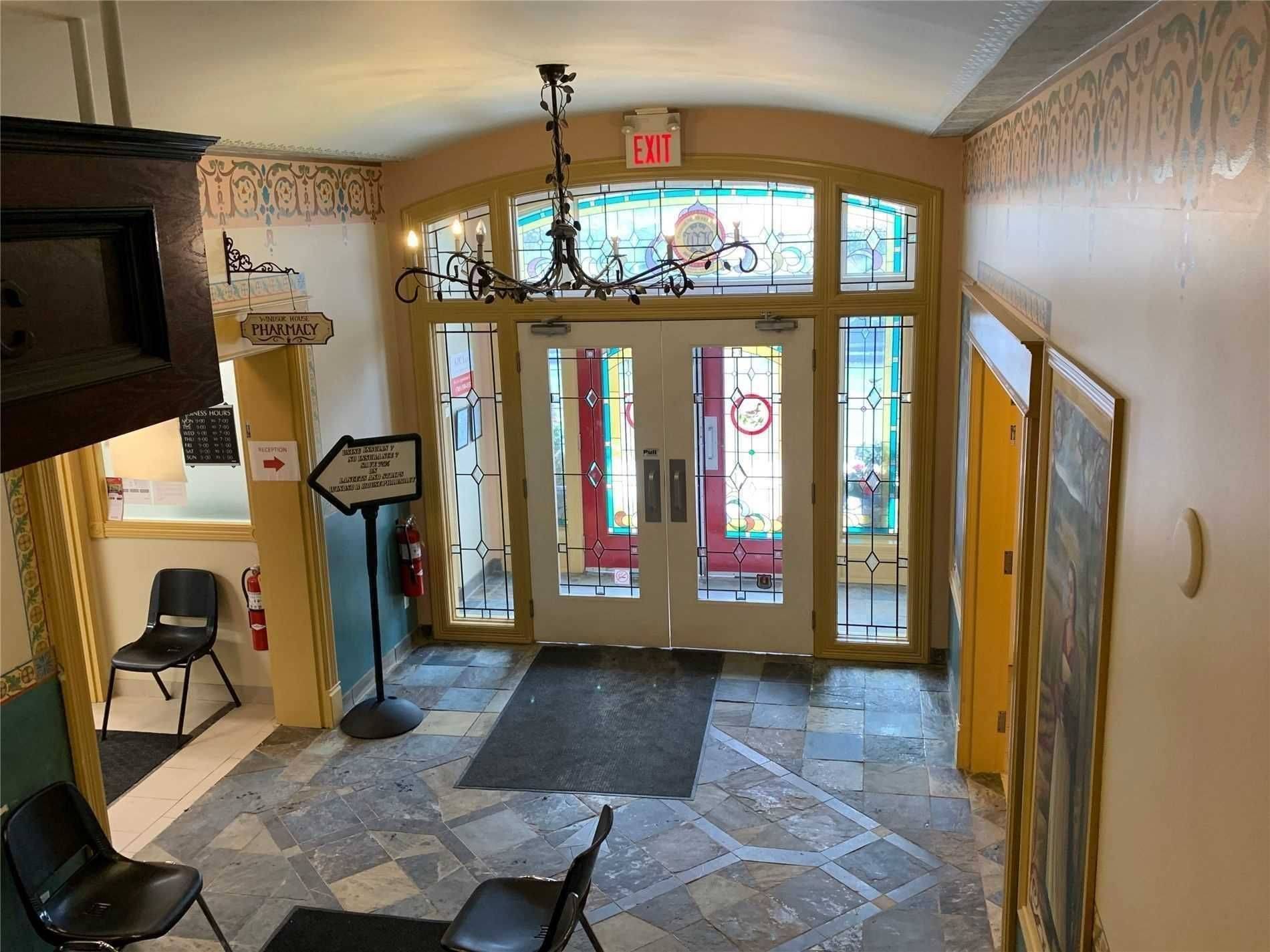 New Tecumseth, ON L9R 1J7,36 Victoria ST W #305