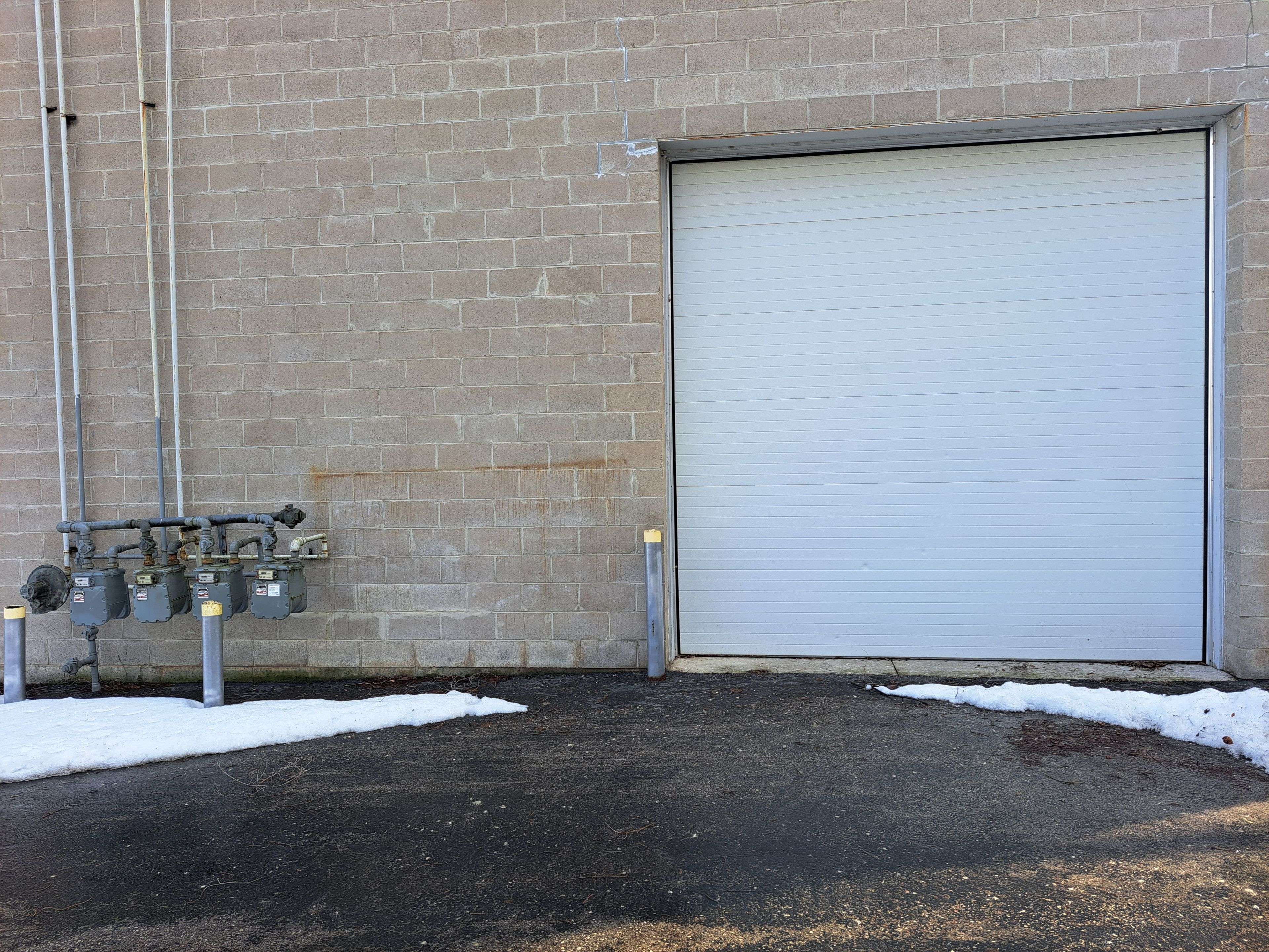 Burlington, ON L7T 4A8,1050 Cooke BLVD #1-4