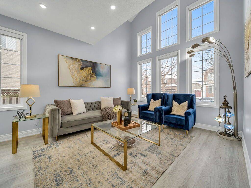 Brampton, ON L6P 1E6,22 Rufford DR