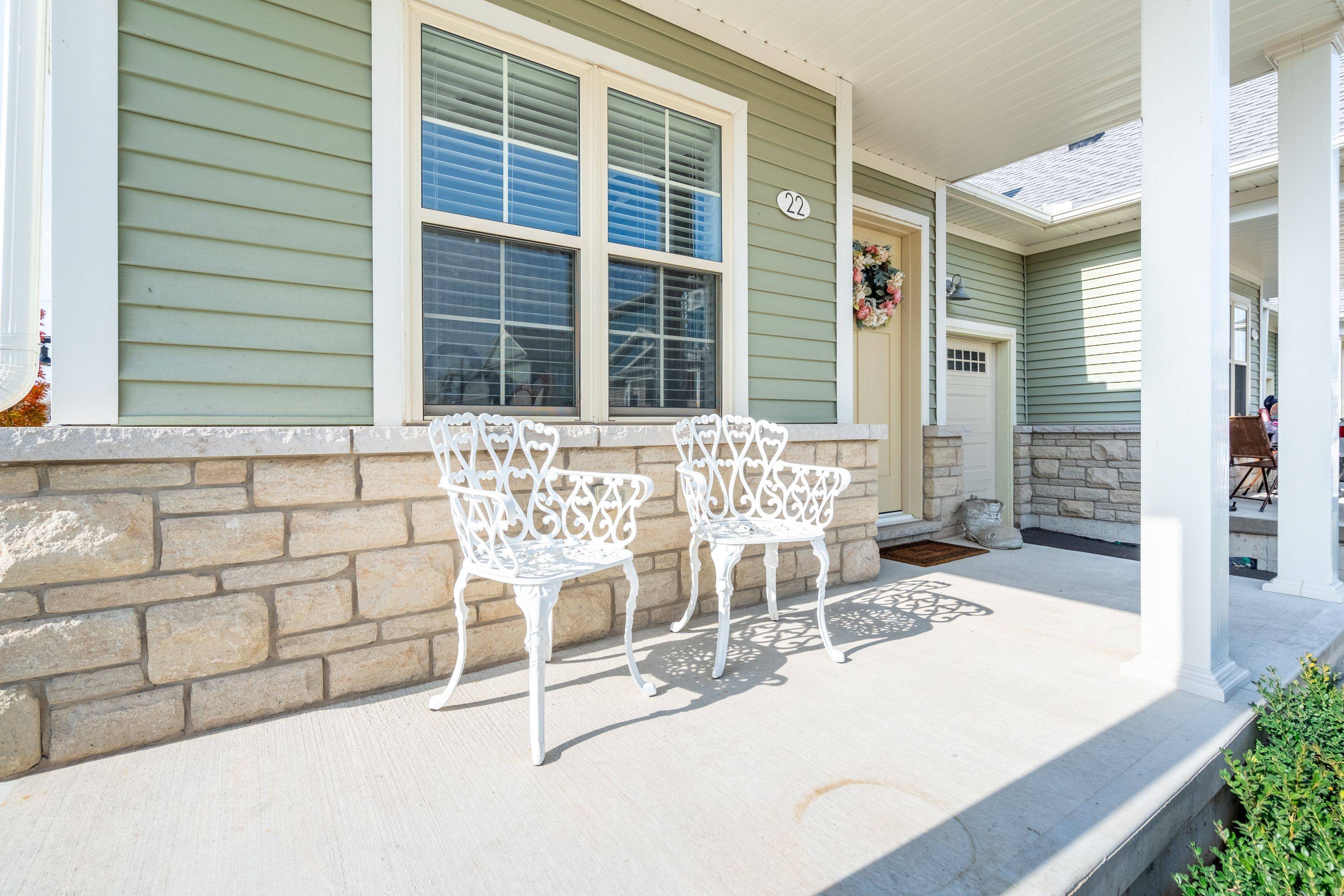 Fort Erie, ON L0S 1B0,22 SOUTH COAST CIR