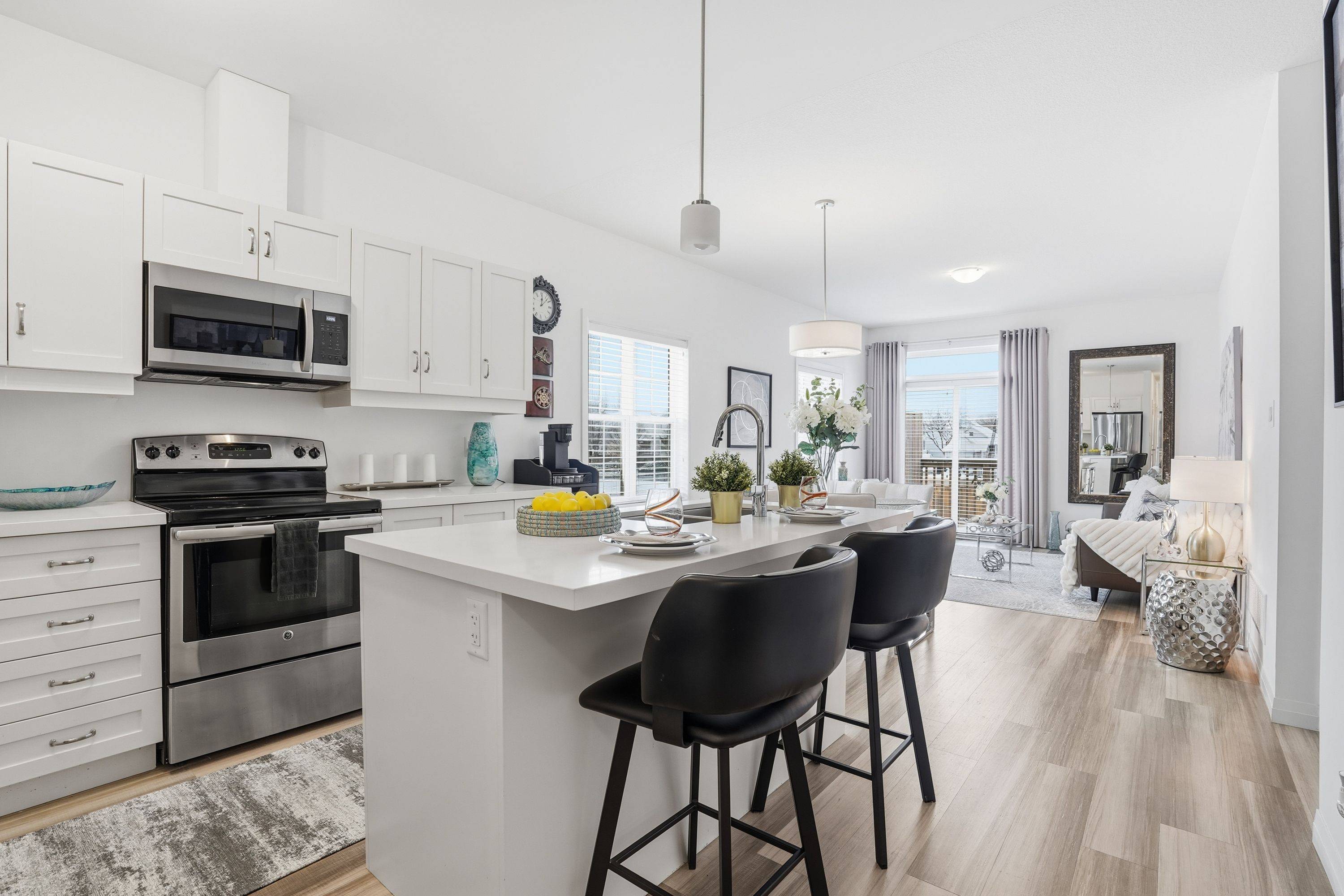 Fort Erie, ON L0S 1B0,22 SOUTH COAST CIR