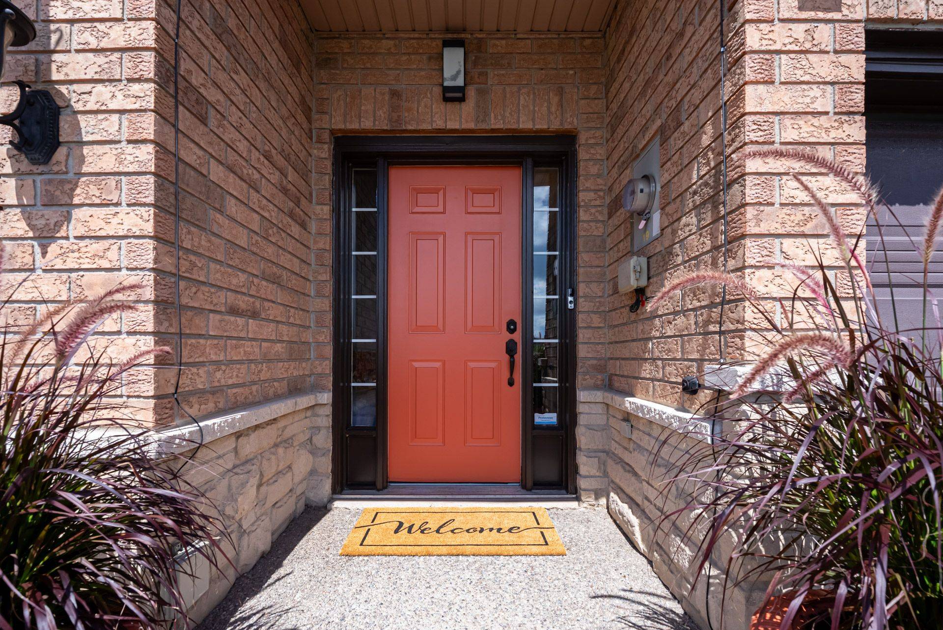 Hamilton, ON L9K 1N1,1105 Harrogate DR