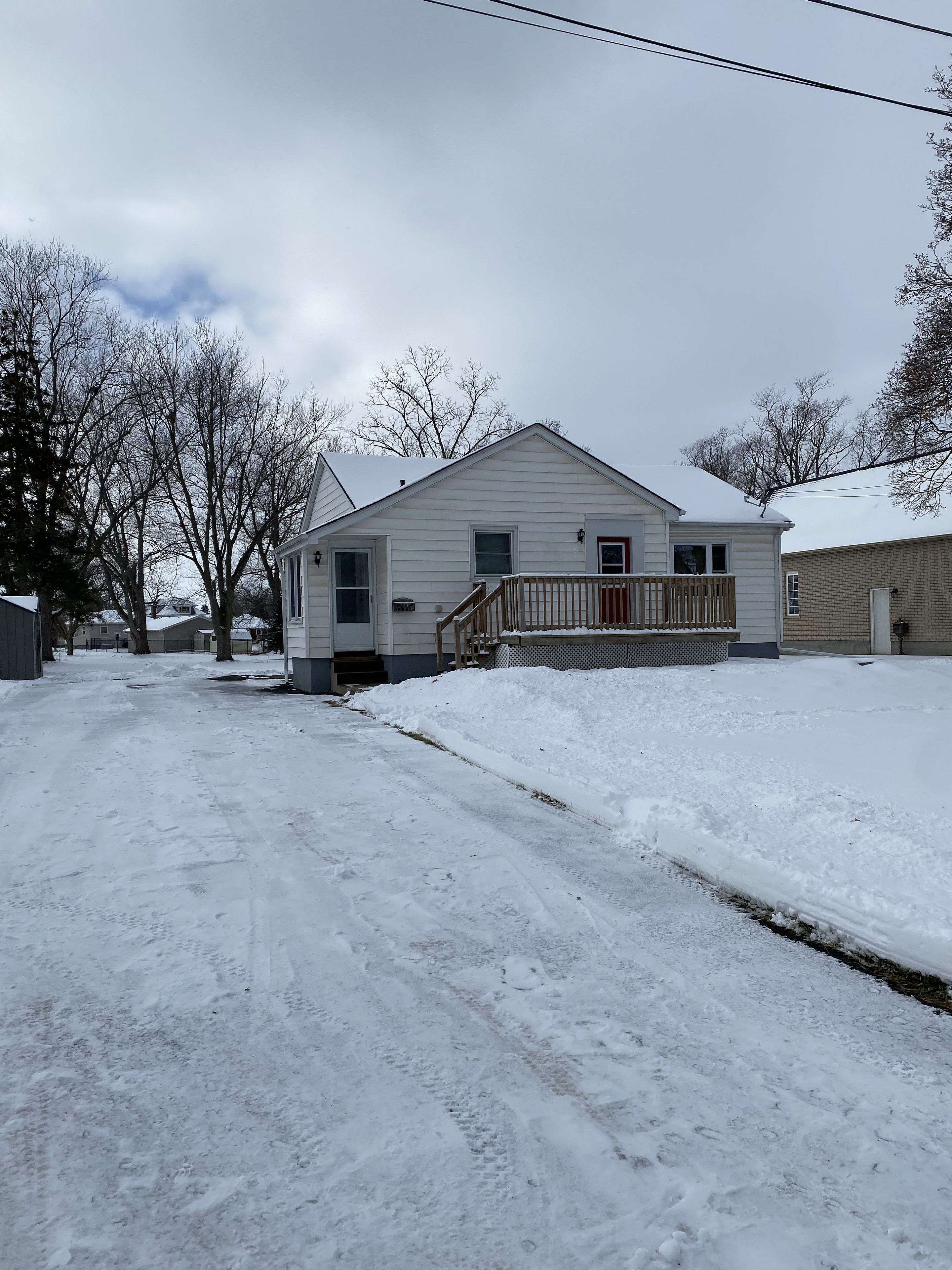 Niagara Falls, ON L2H 1P5,5477 Green AVE