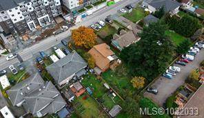 Langford, BC V9B 2S9,983 Bray Ave
