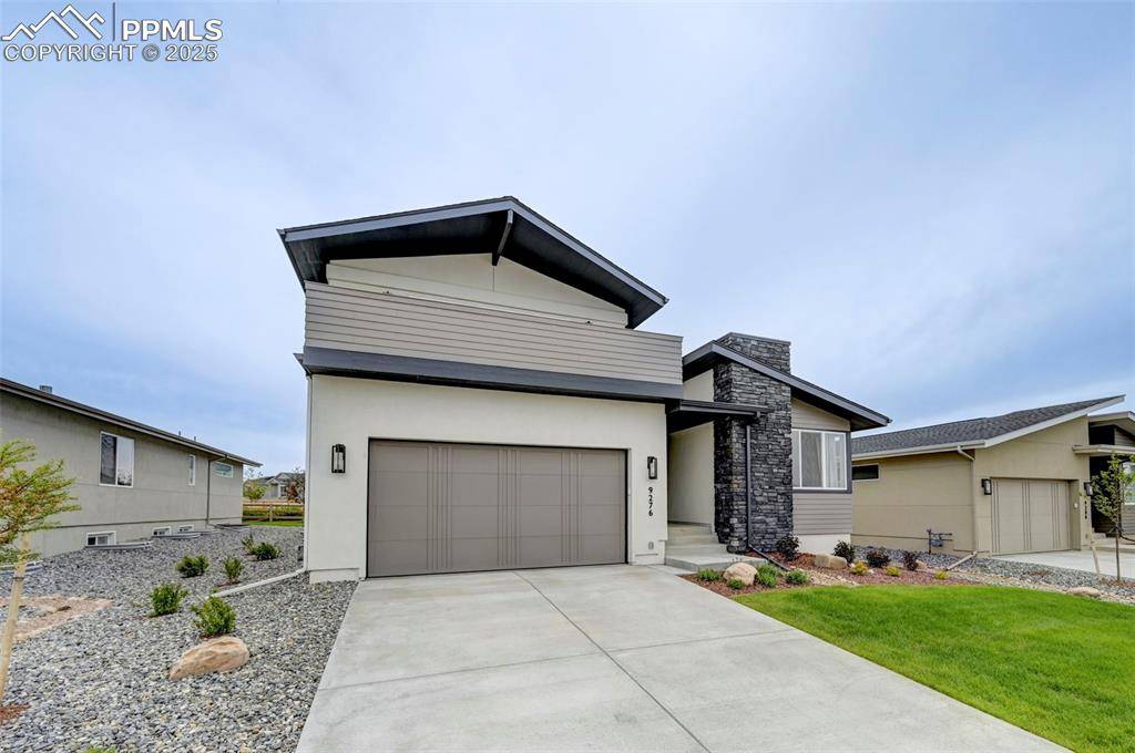 Colorado Springs, CO 80924,9276 Glitter WAY