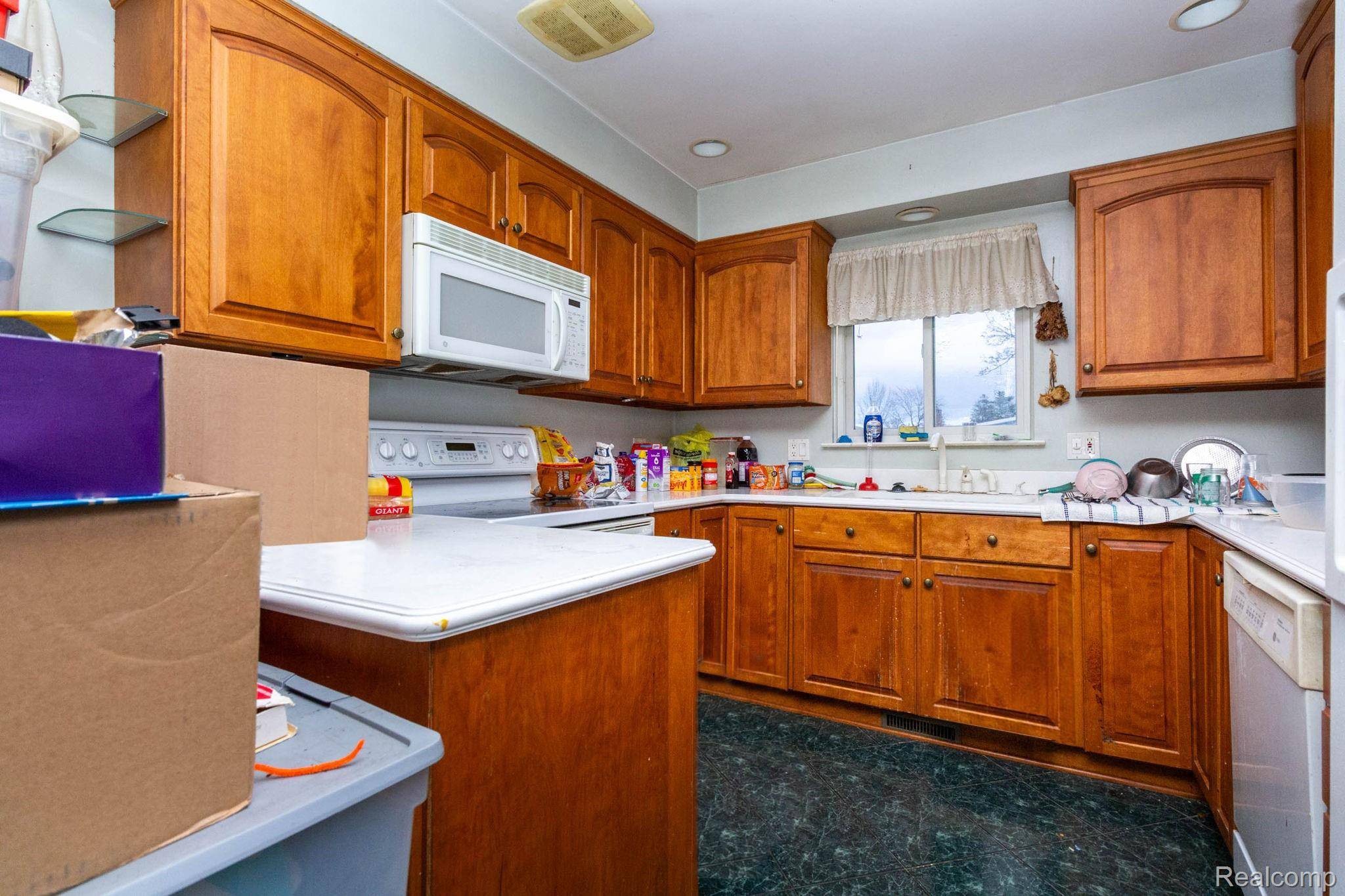 Gibraltar, MI 48173,30400 Lisch ST