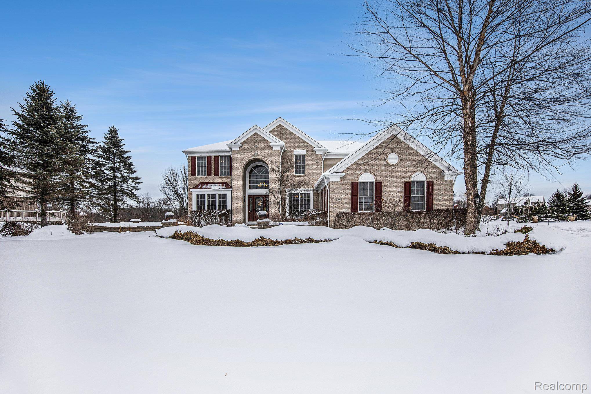 Lake Orion, MI 48362,3708 Barn Meadow LN