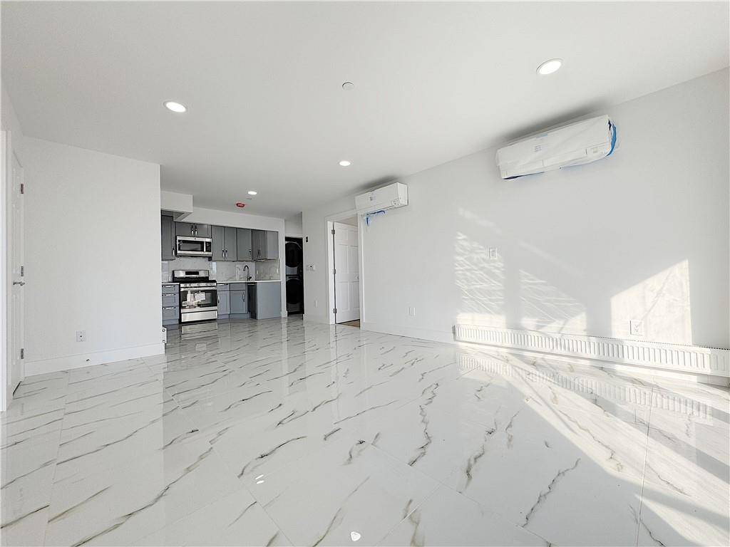 Brooklyn, NY 11224,2819 West 17th ST #2B