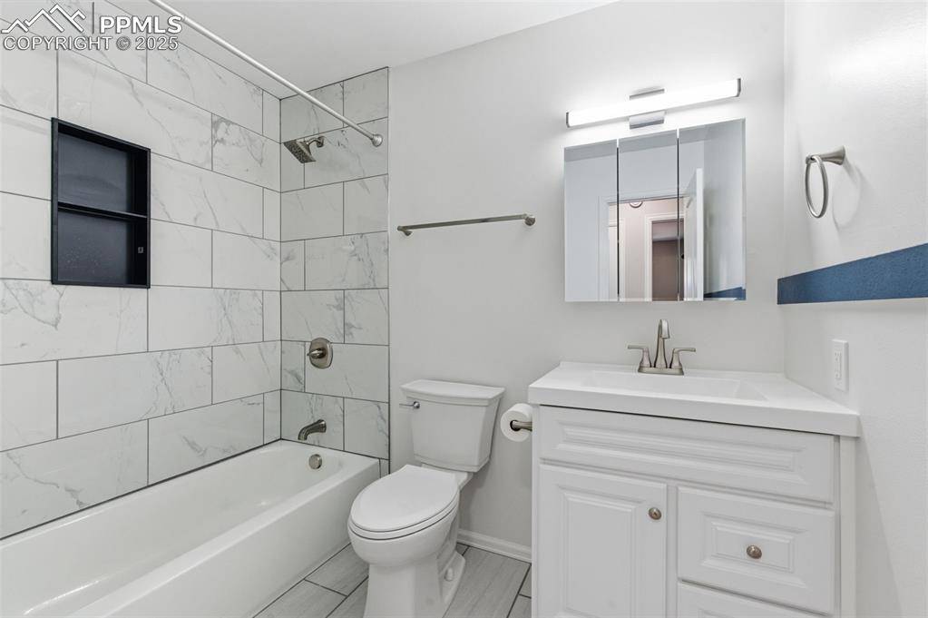 Colorado Springs, CO 80915,1612 Wooten RD