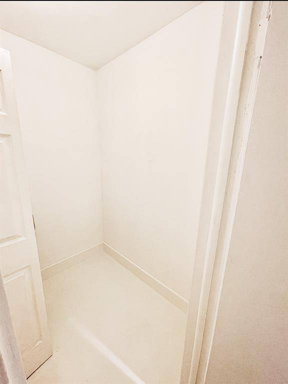 Fort Lauderdale, FL 33309,3125 Oakland Shores Dr #203