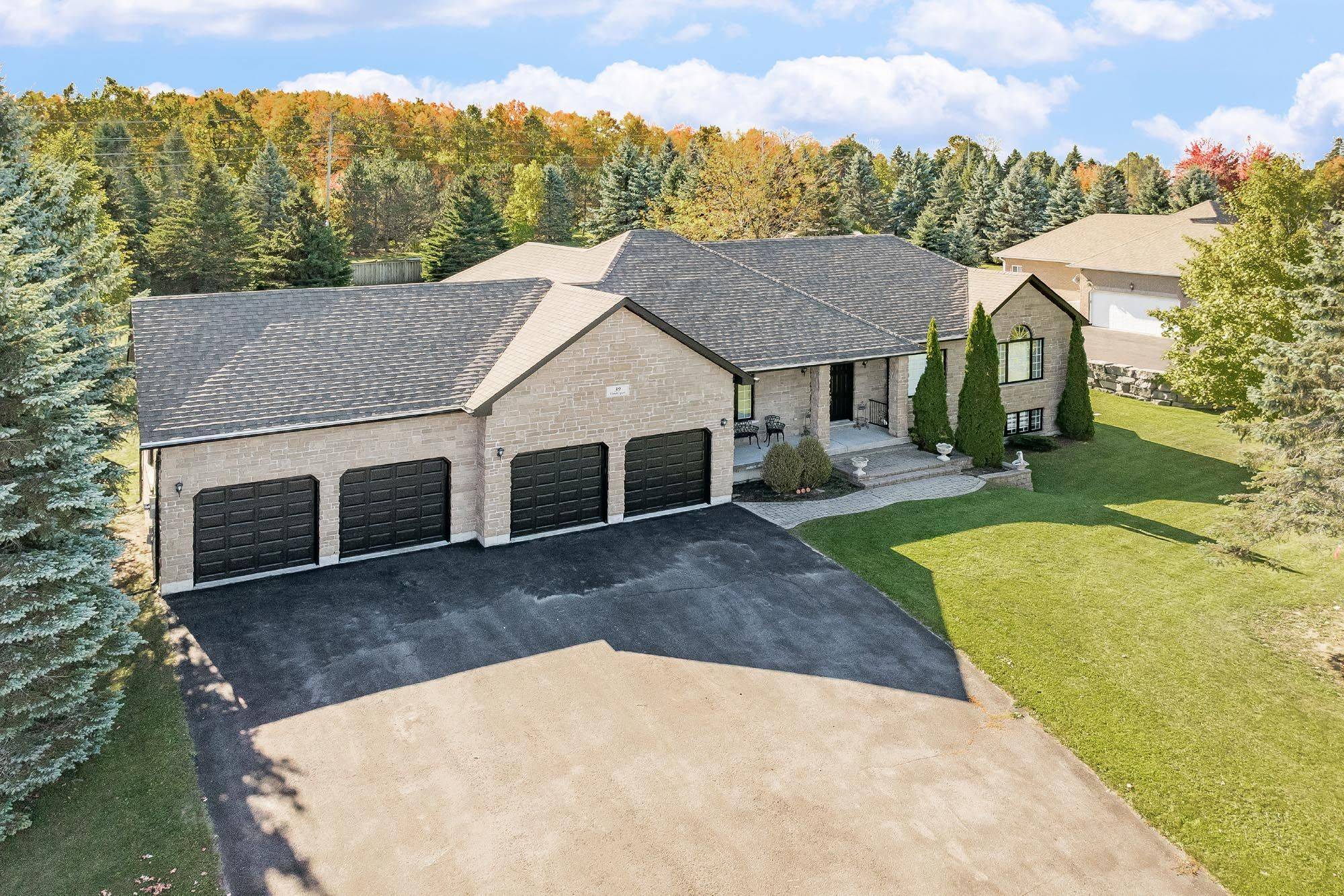 Essa, ON L0L 2N0,39 Vanderpost CRES