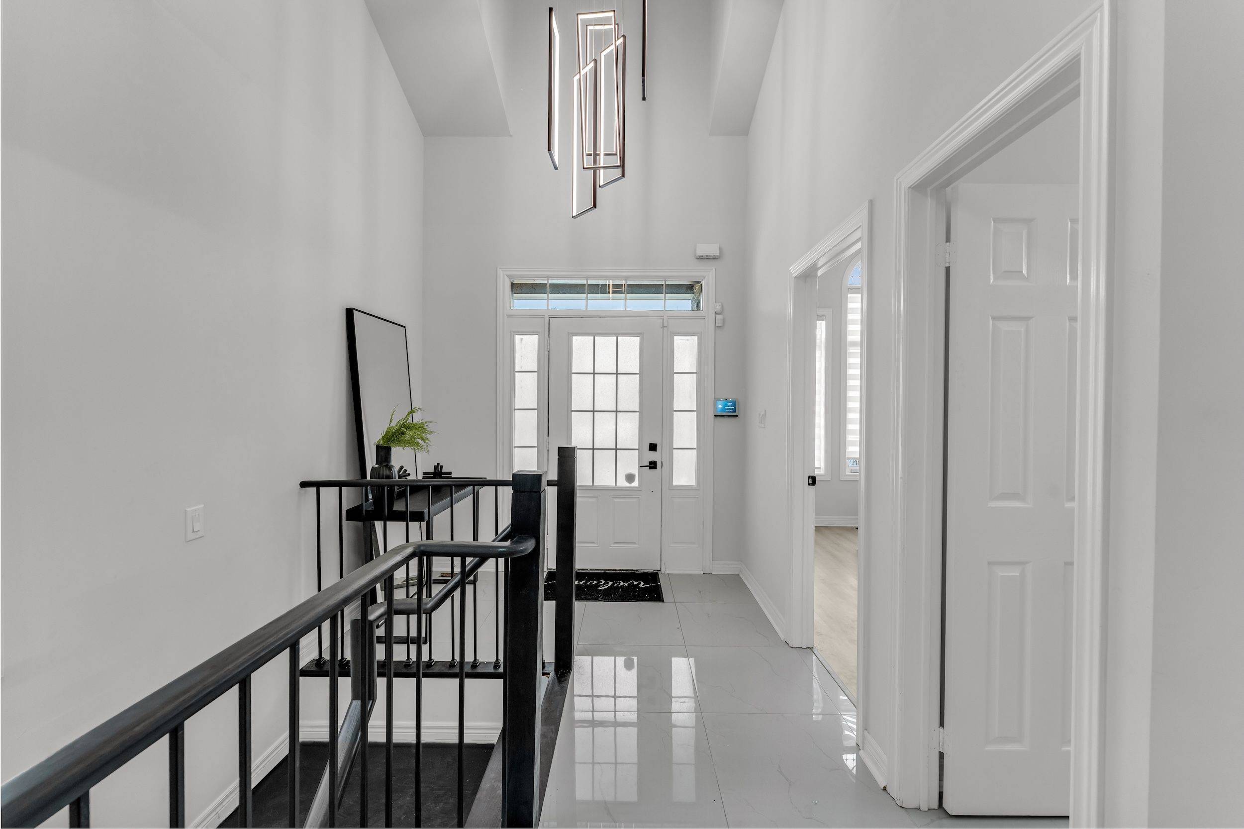 Bradford West Gwillimbury, ON L3Z 0B6,12 Vista DR