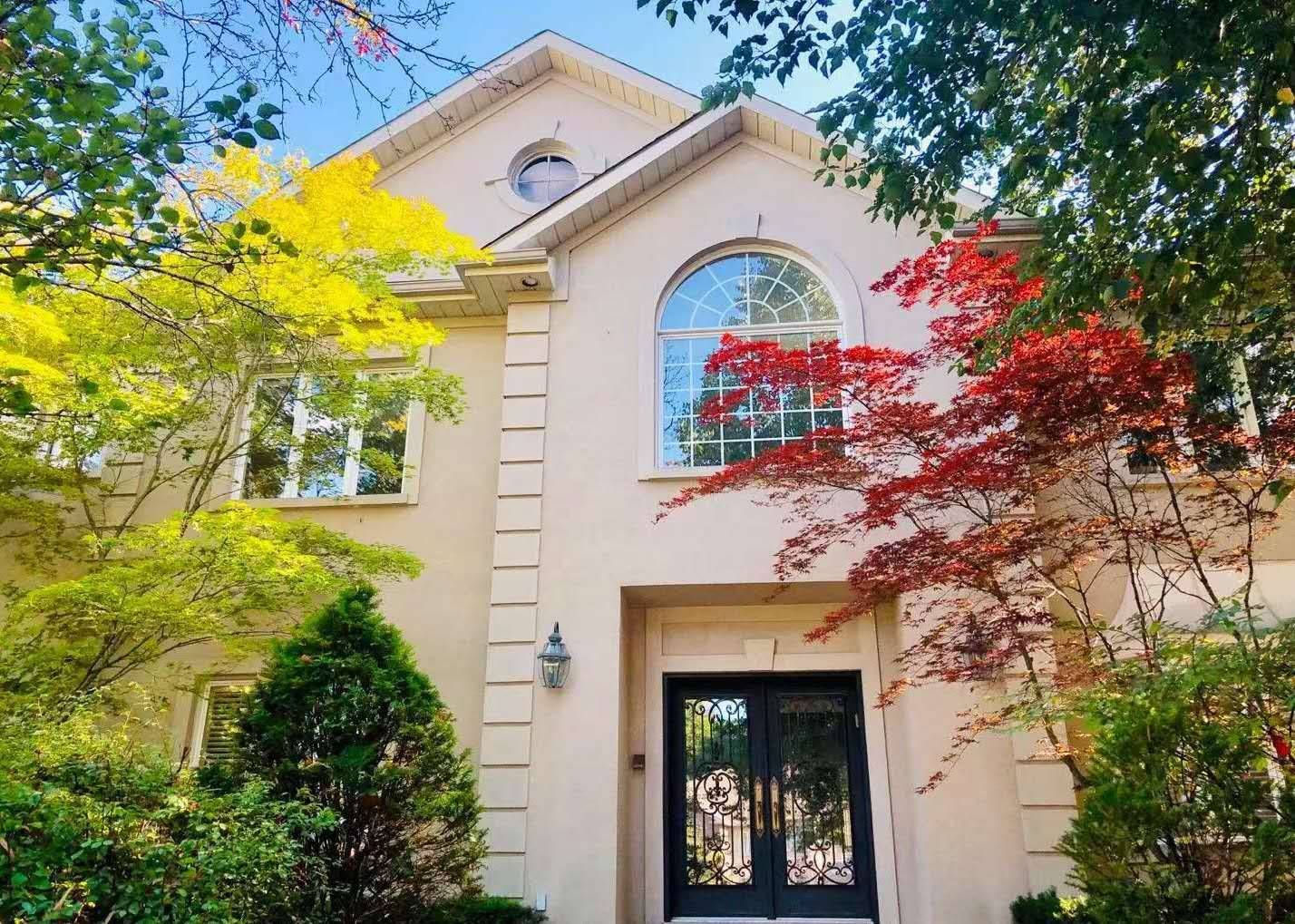 Vaughan, ON L4J 7W4,155 Renaissance CT