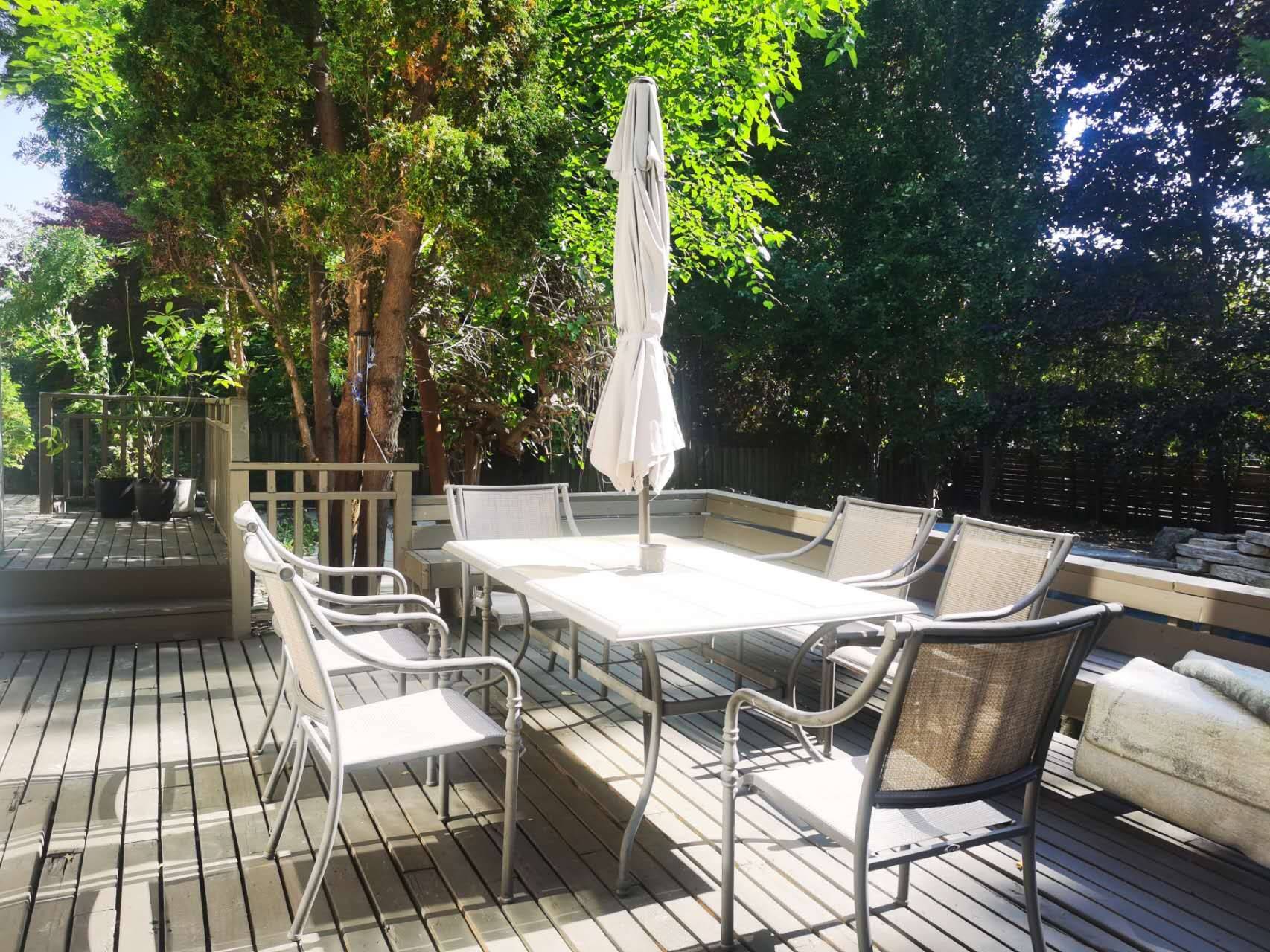 Vaughan, ON L4J 7W4,155 Renaissance CT