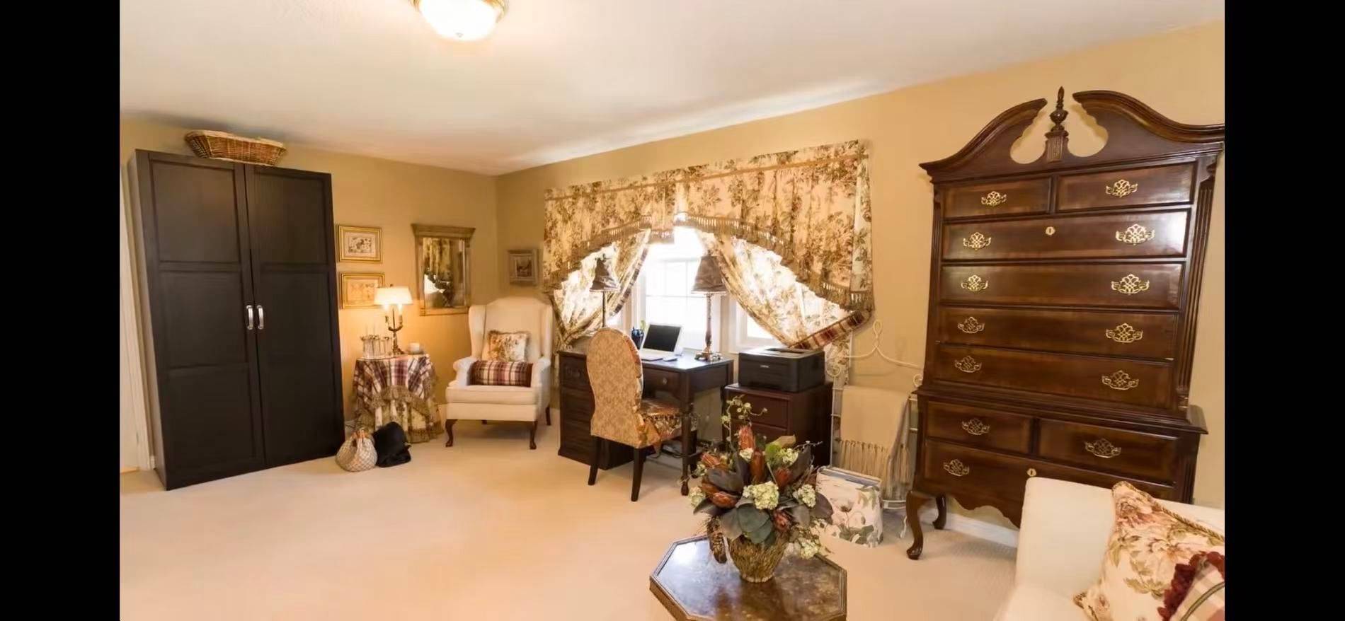 Markham, ON L3R 4A8,84 Longwater Chase