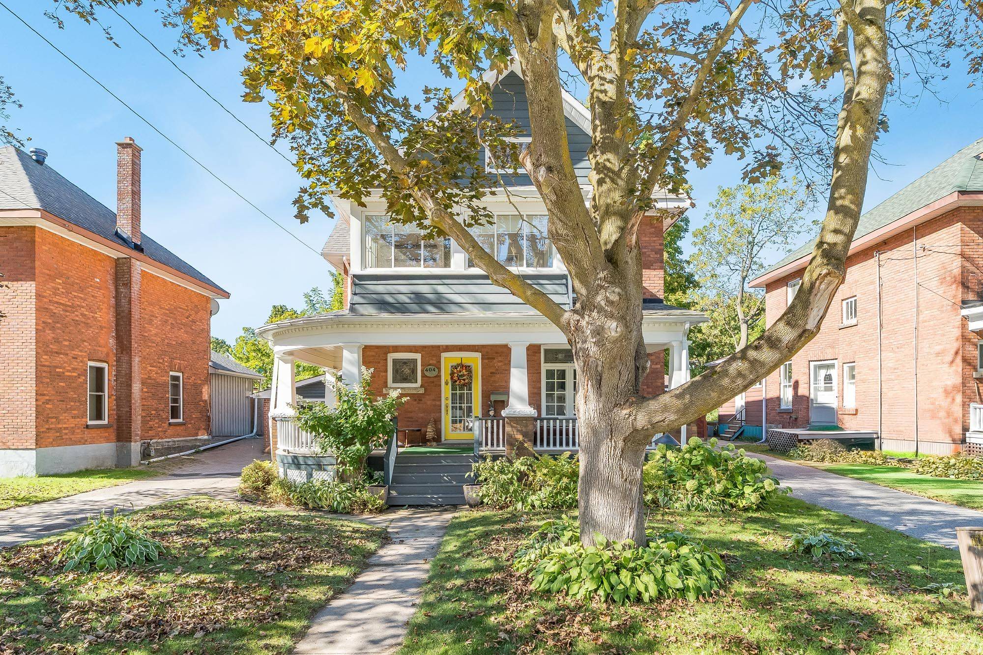 Midland, ON L4R 3E3,404 Manly ST