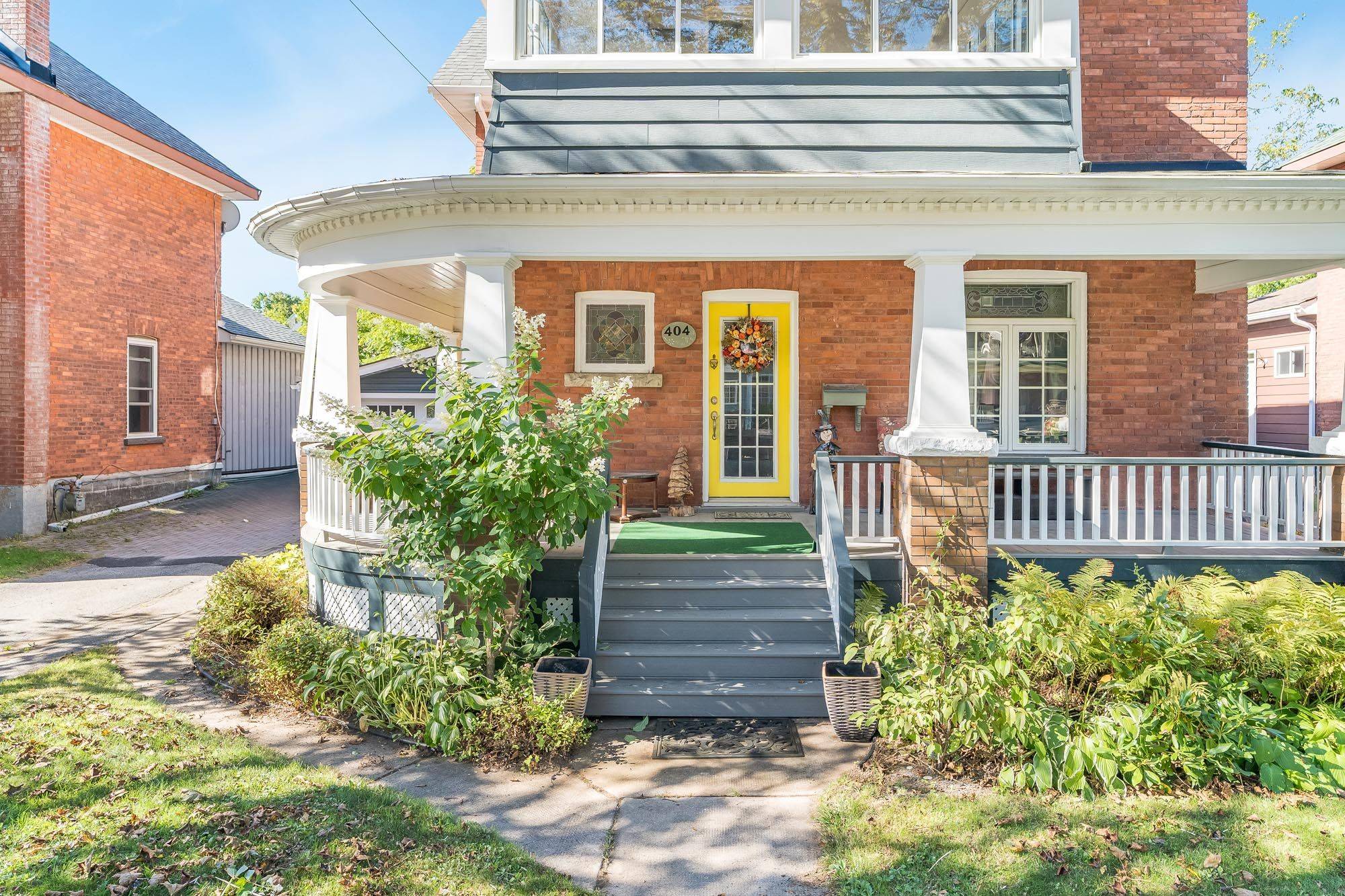 Midland, ON L4R 3E3,404 Manly ST