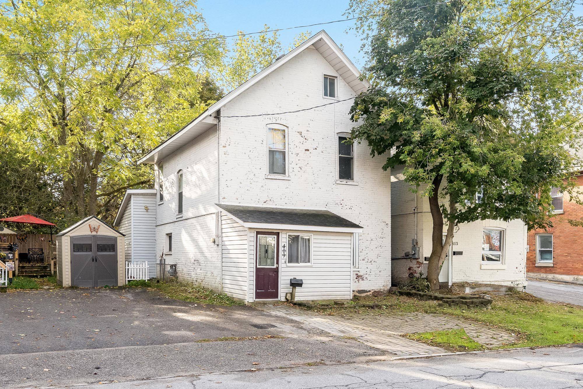 Midland, ON L4R 1P2,409 Dominion AVE