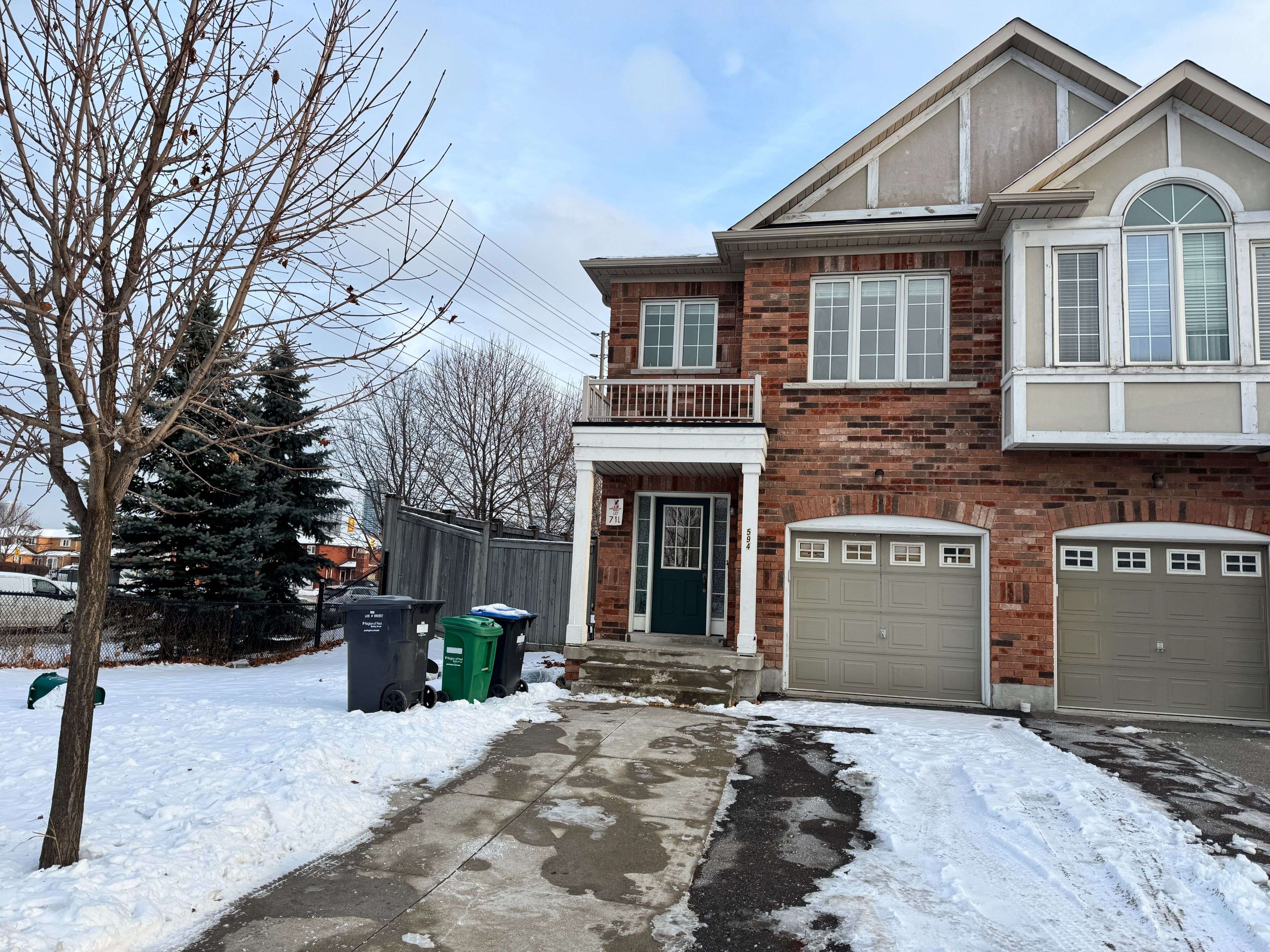 Mississauga, ON L5V 0C2,594 Courtney Valley RD