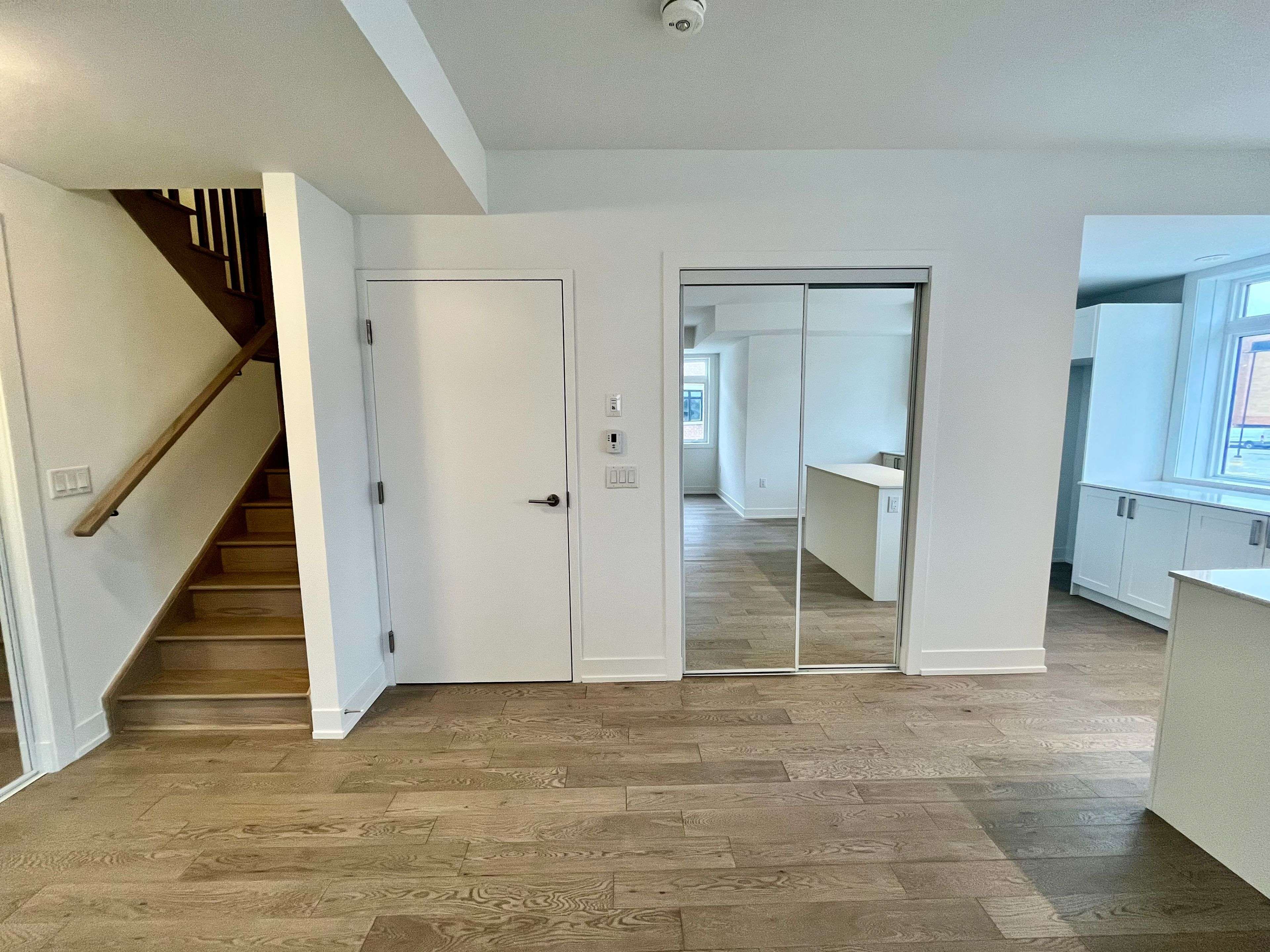 Mississauga, ON L5G 0C6,1062 Douglas Mccurdy Common #233