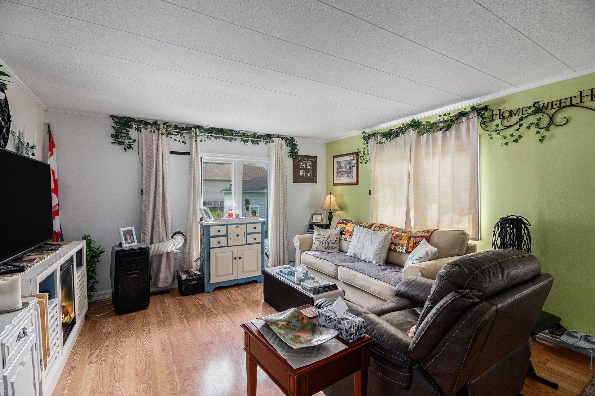 Alfred And Plantagenet, ON K0B 1L0,870 Concession 1 RD