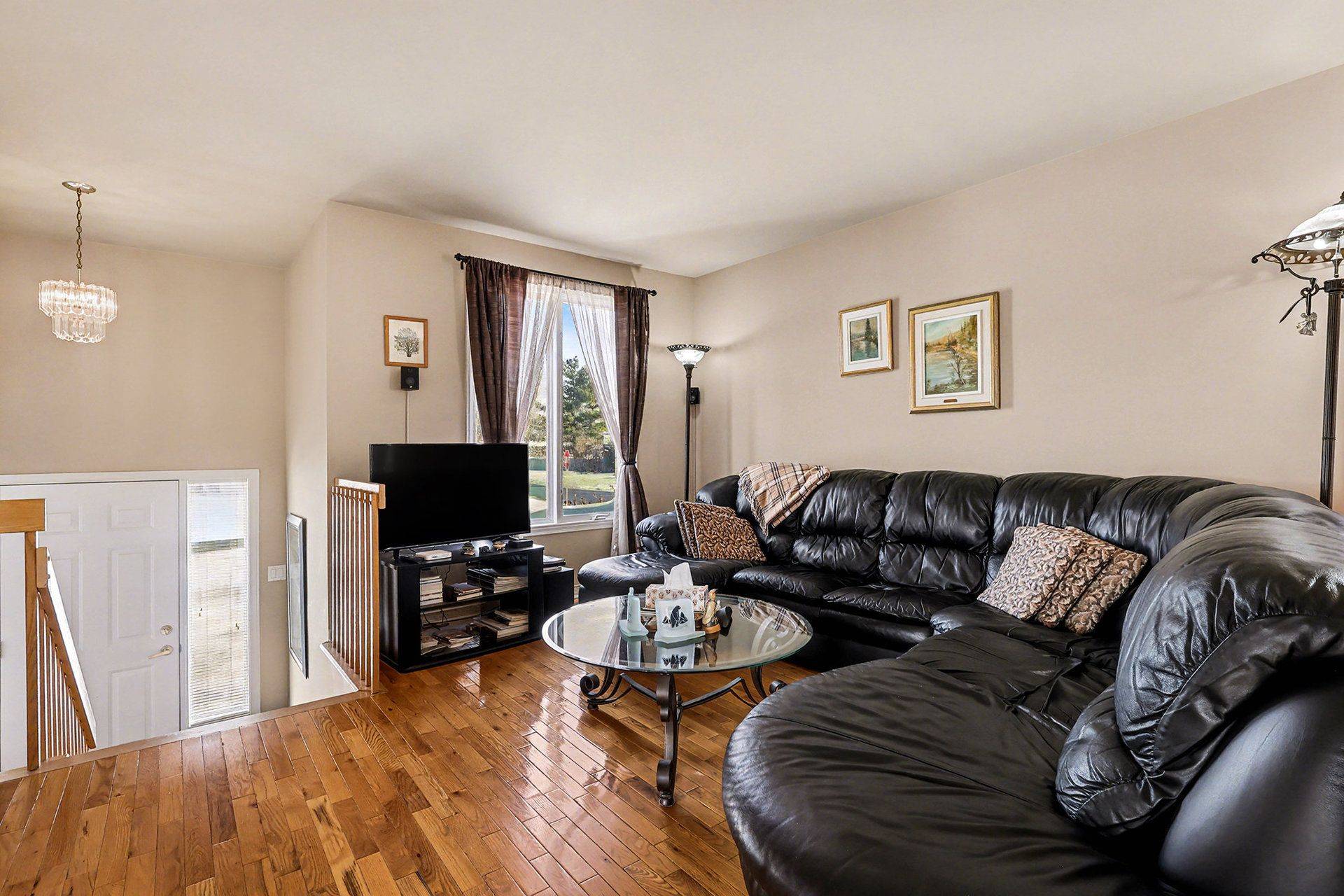 Cornwall, ON K6H 7G6,245 Ivan CRES