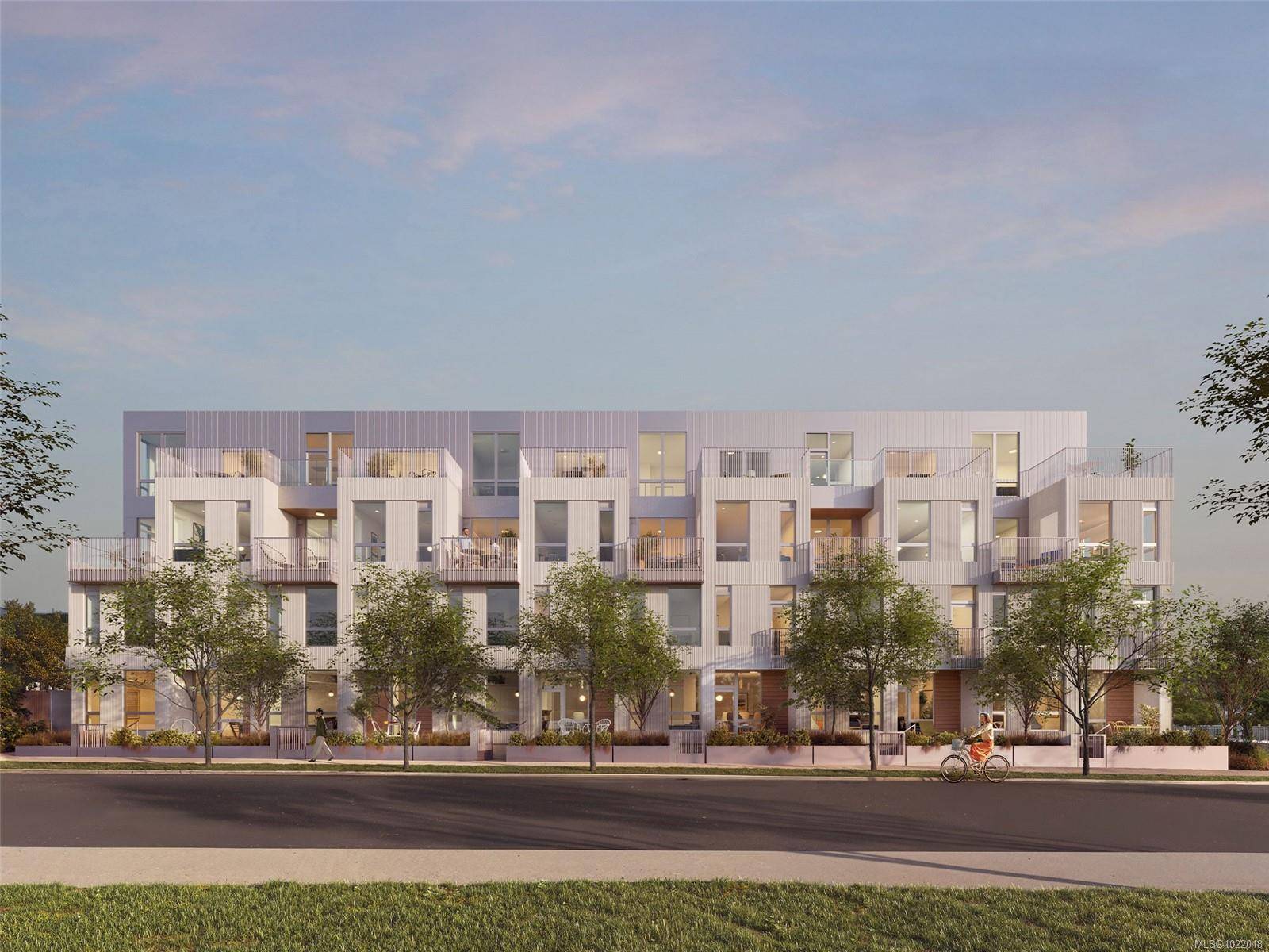 Victoria, BC V8S 3W8,335 Beechwood Ave #204