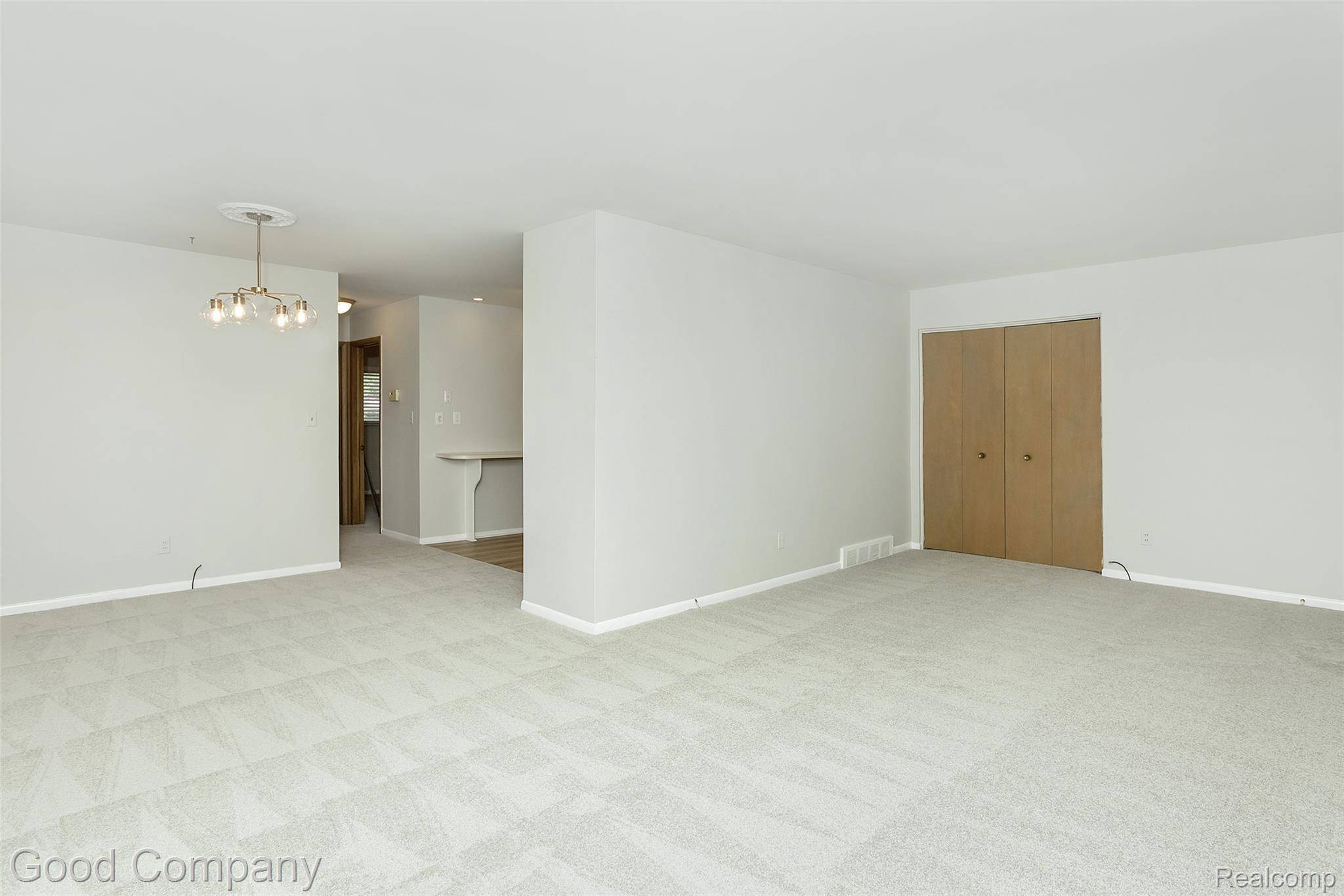 Birmingham, MI 48009,946 N Adams RD #unit 1