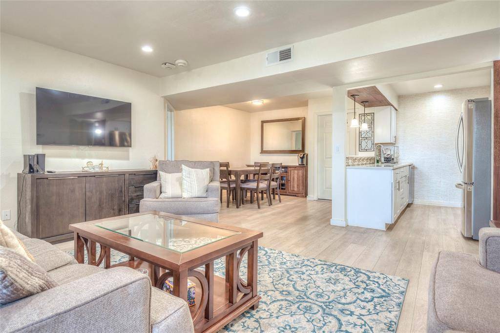 Dallas, TX 75243,11450 Audelia Road #305