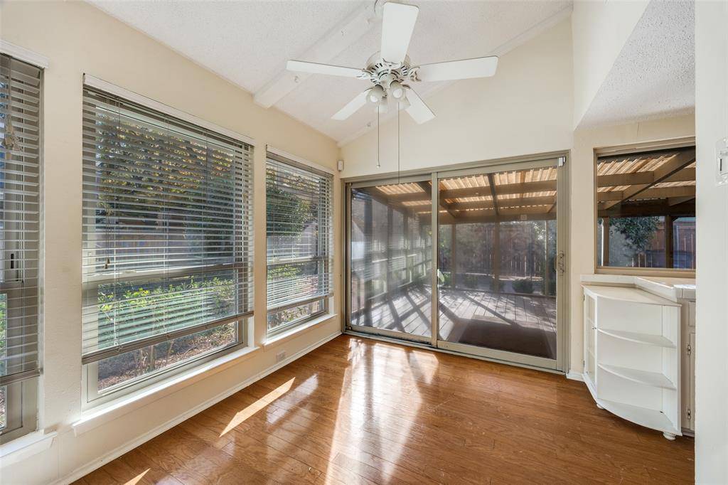 Dallas, TX 75248,15712 Covewood Circle