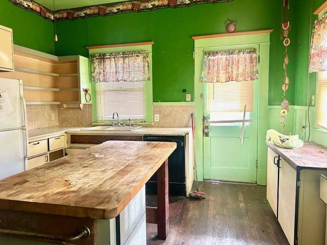 Paris, TX 75460,903 4th Street SW