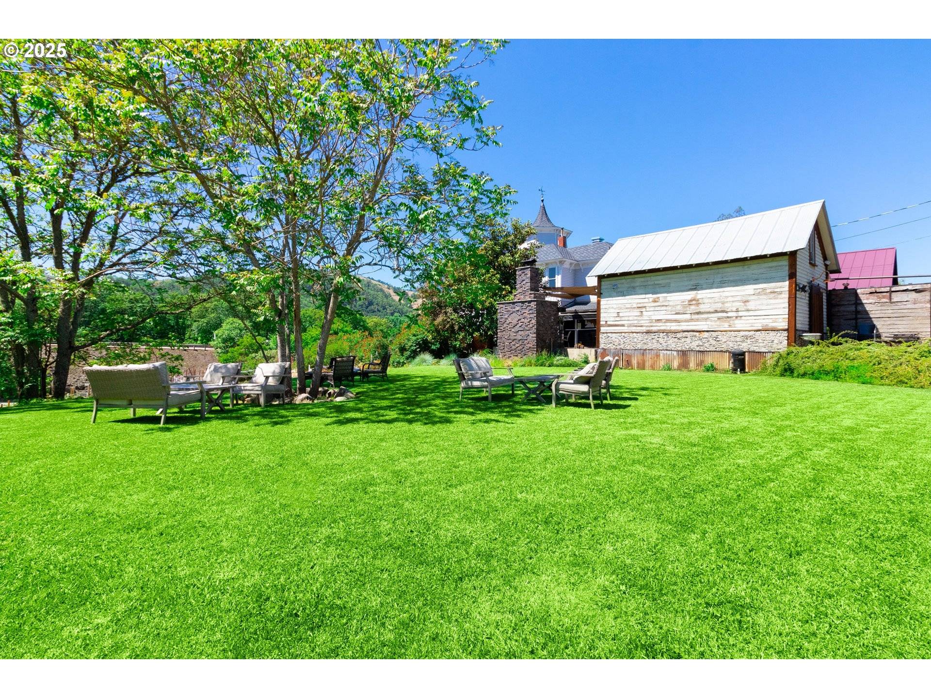 Roseburg, OR 97470,1851 SE Stephens ST