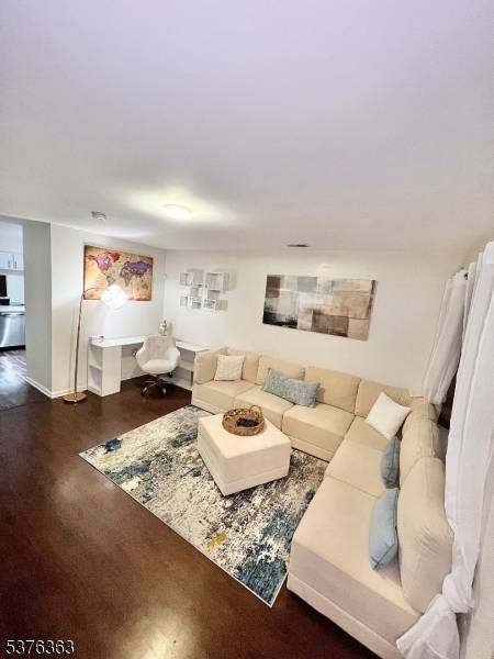 Newark City, NJ 07103,118 Irvine Turner Blvd