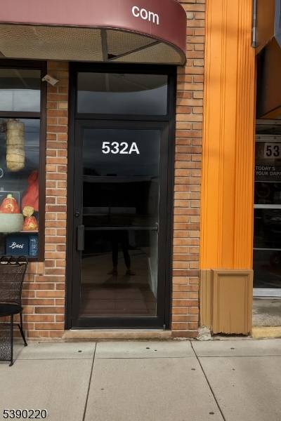 Kenilworth Boro, NJ 07033,532 Boulevard