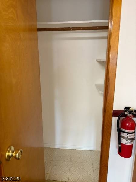 Kenilworth Boro, NJ 07033,532 Boulevard