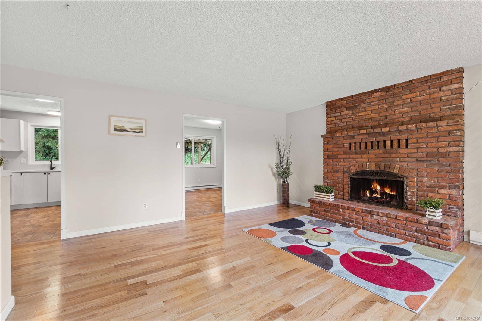 Nanaimo, BC V9T 4V3,2749 Joanna Terr