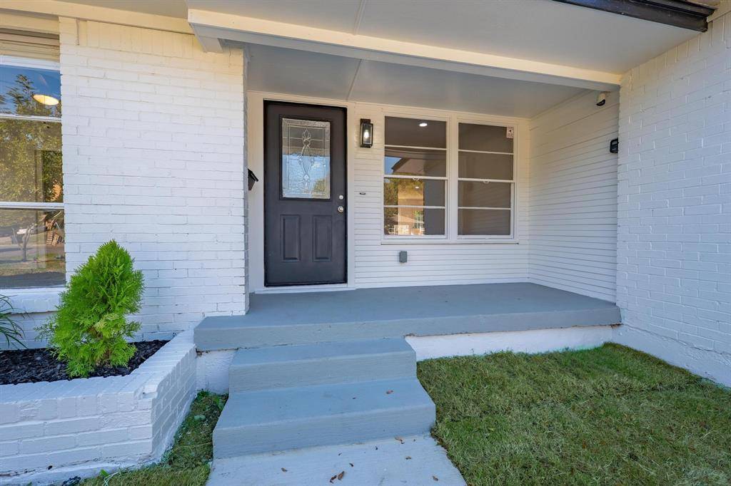 Dallas, TX 75229,10734 Coogan Drive