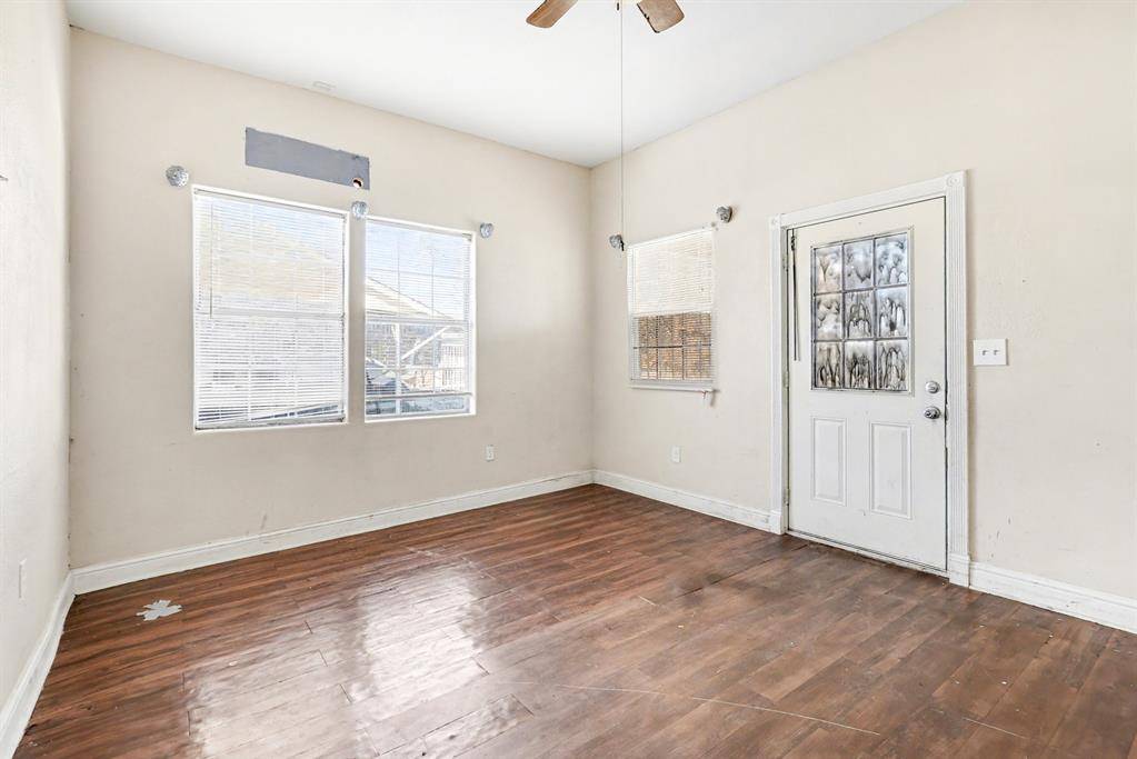 Dallas, TX 75216,3733 Alsbury Street