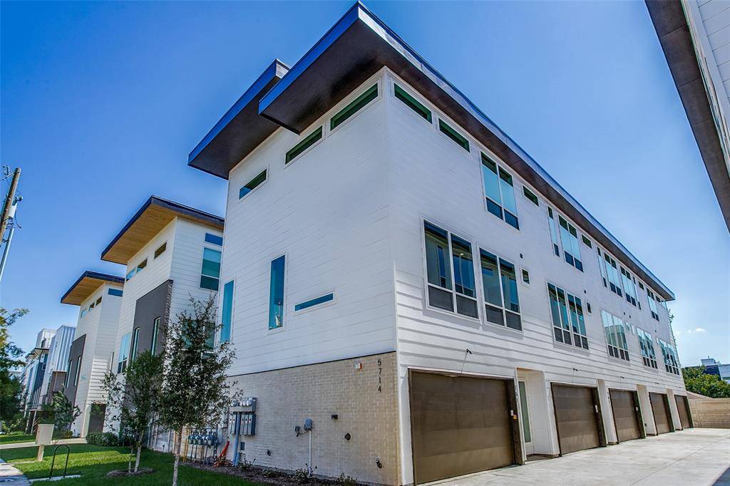 Dallas, TX 75206,5714 Lindell Avenue #105