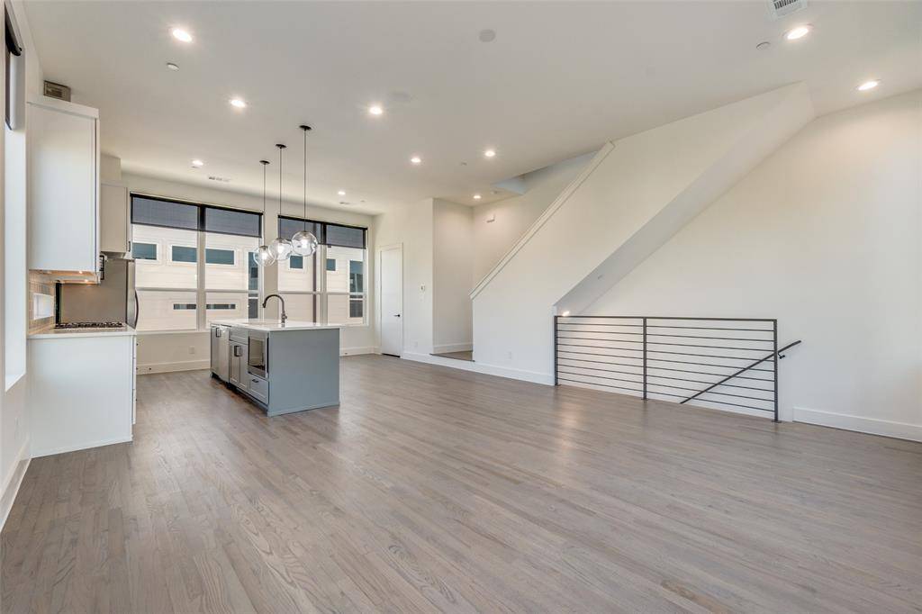 Dallas, TX 75204,4718 Bryan Street #103