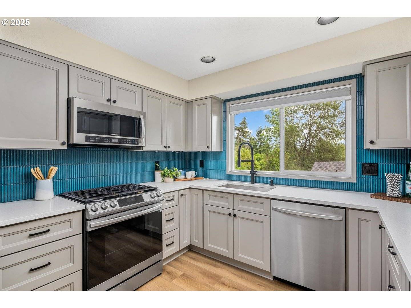 Lake Oswego, OR 97035,2823 SW ORCHARD HILL PL