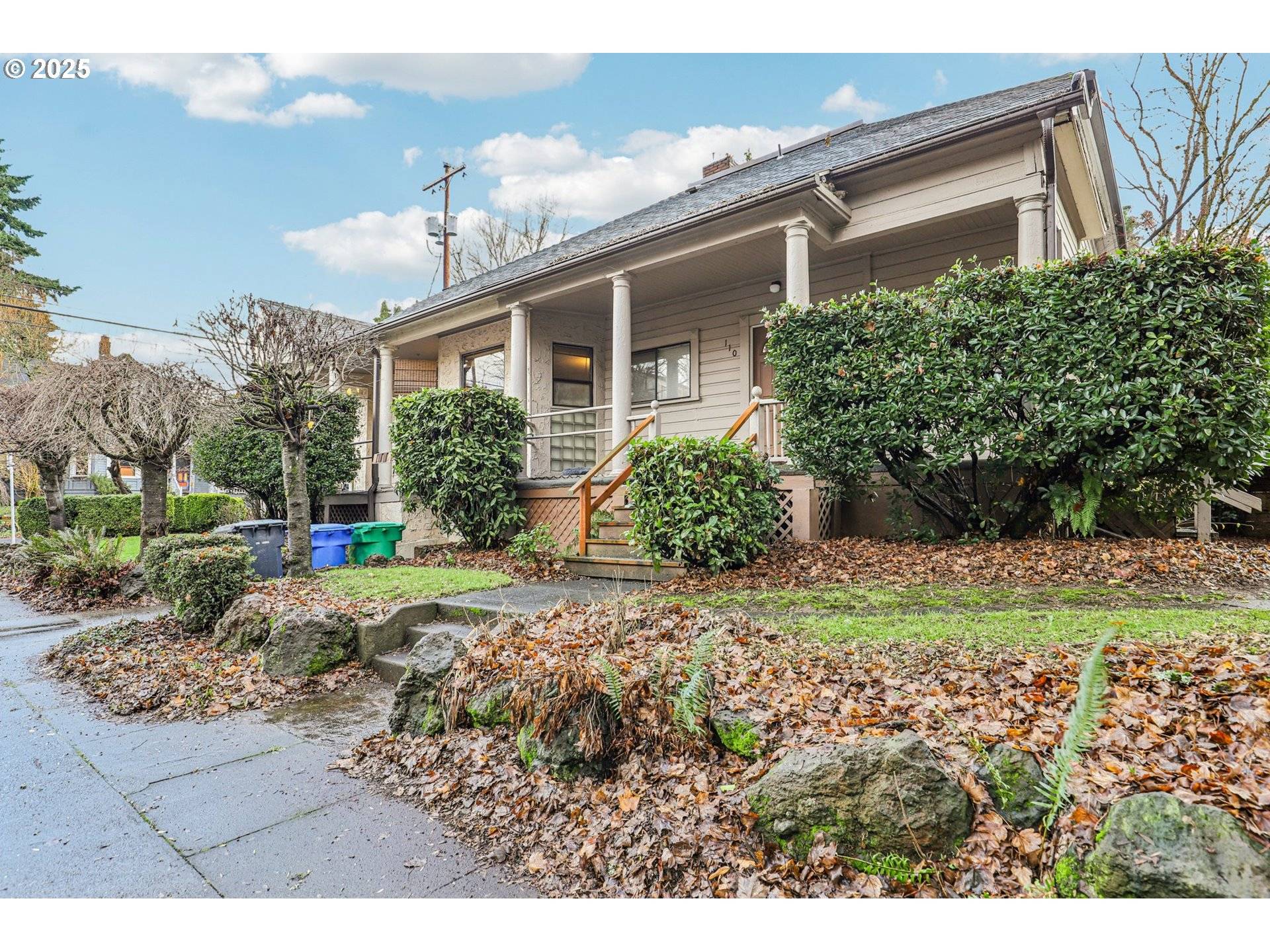 Portland, OR 97214,1504 SE ANKENY ST