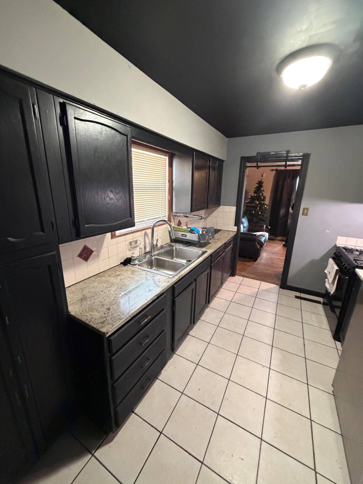 Grand Rapids, MI 49548,57 32nd ST SW