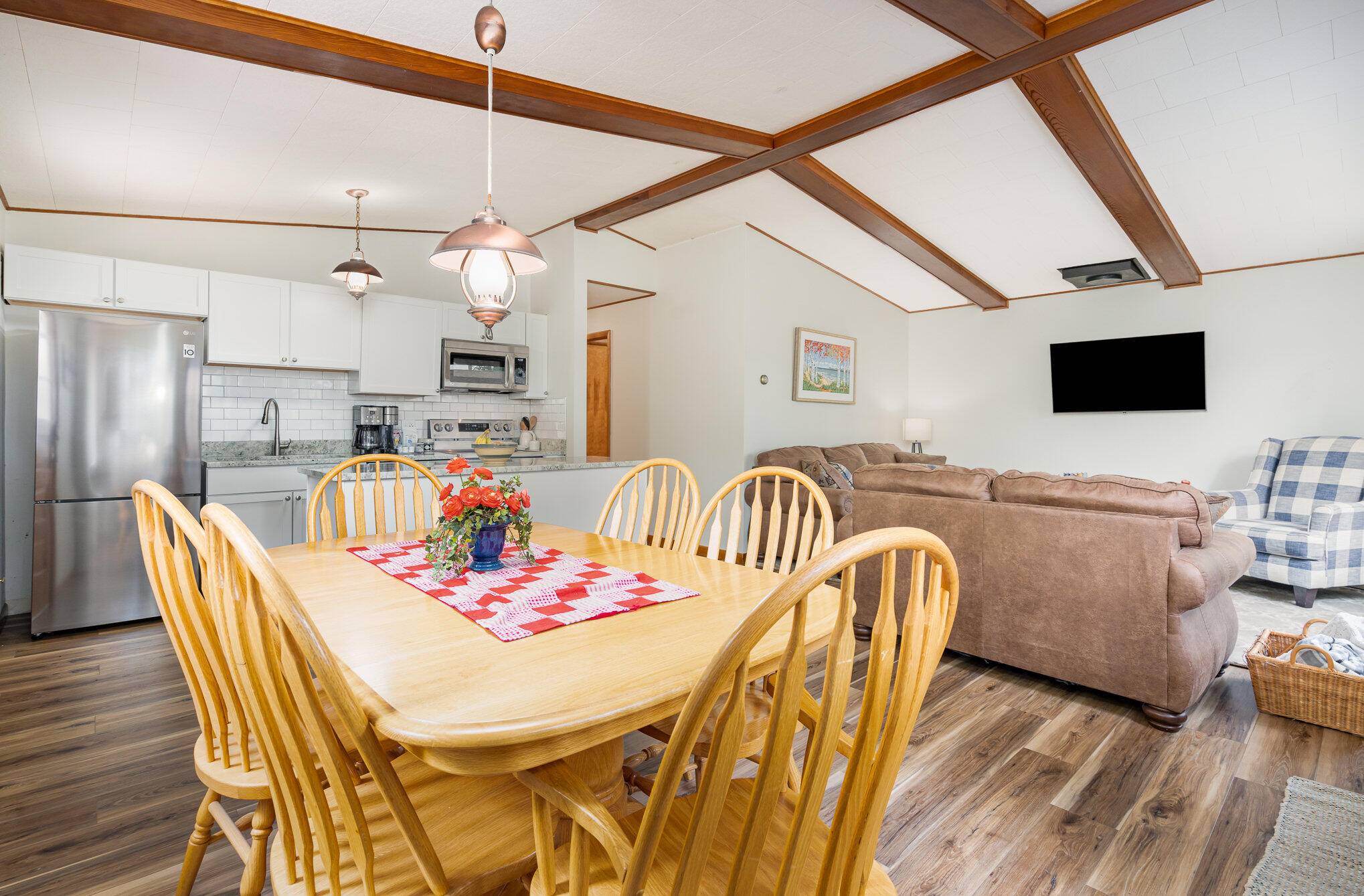 Roscommon, MI 48653,255 Robbins AVE